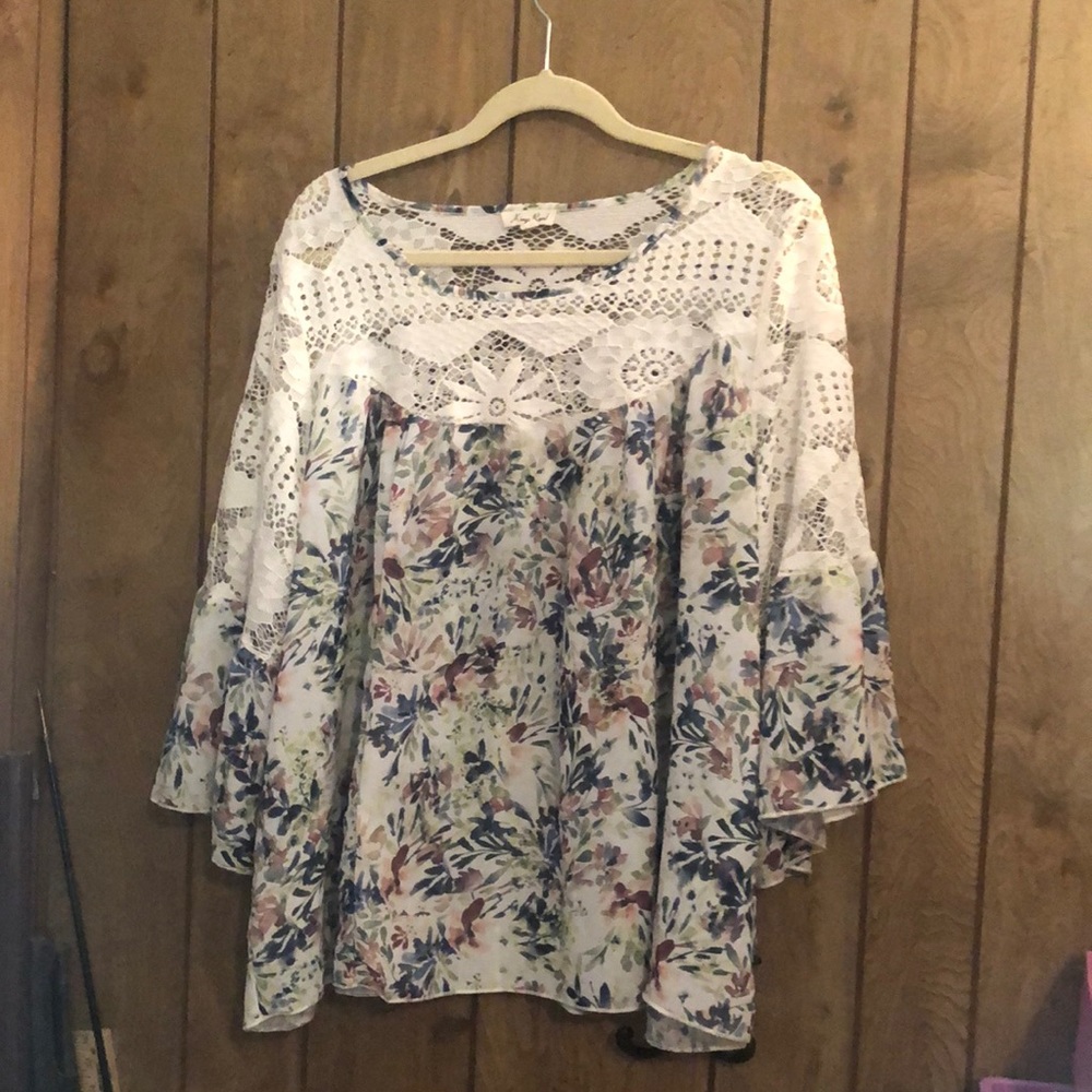 Kings Road 2X water Color Flours with Lace shoulder